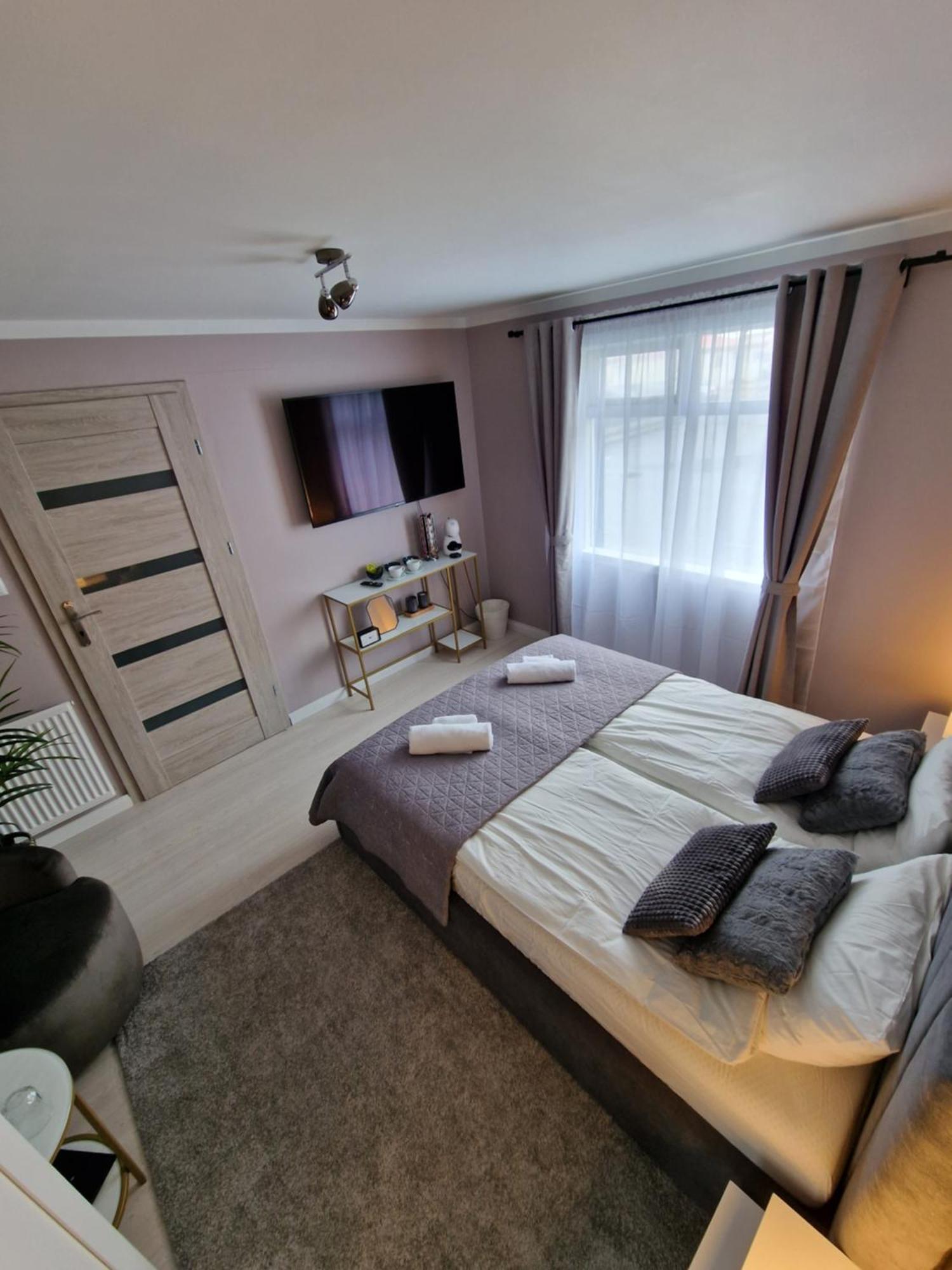 R&J Guesthouse Room Grindavík Exteriér fotografie